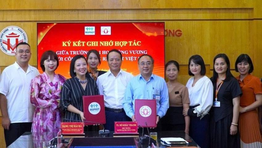 Hội nghị Ký kết thoả thuận hợp tác giữa Trường Đại học Hùng Vương với Công ty TNHH Respect Việt Nam