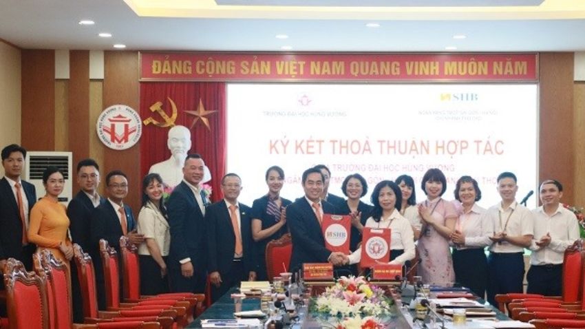 Trường Đại học Hùng Vương ký kết thoả thuận hợp tác với Ngân hàng TMCP Sài Gòn - Hà Nội (SHB) - Chi nhánh Phú Thọ
