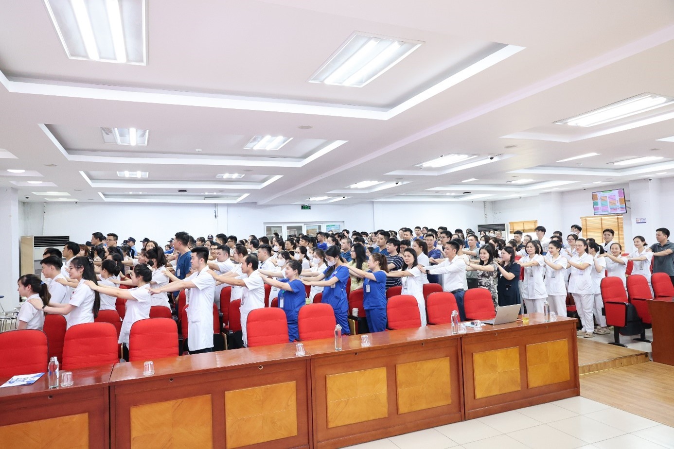 Bệnh viện Đa khoa tỉnh: Hơn 600 học viên tập huấn nâng cao năng lực giao tiếp, ứng xử