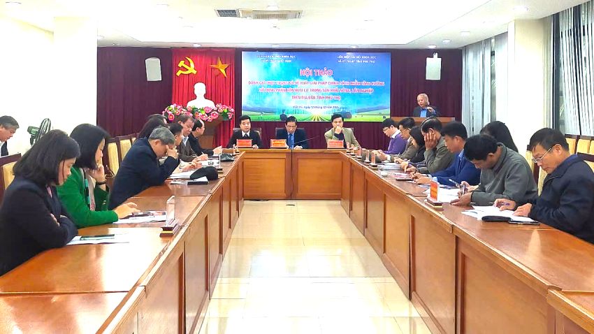TĂNG CƯỜNG SẢN XUẤT VÀ SỬ DỤNG PHÂN BÓN HỮU CƠ TRONG CANH TÁC - GIẢI PHÁP QUAN TRỌNG GÓP PHẦN THÚC ĐẨY PHÁT TRIỂN NÔNG NGHIỆP BỀN VỮNG