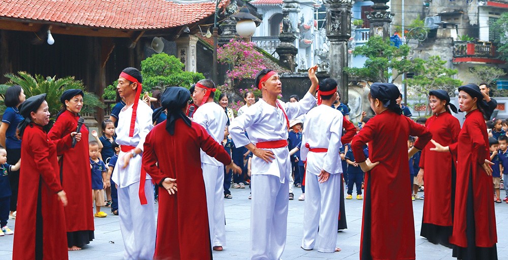 Nâng tầm sức mạnh văn hóa vùng Đất Tổ - Động lực quan trọng cho phát triển bền vững