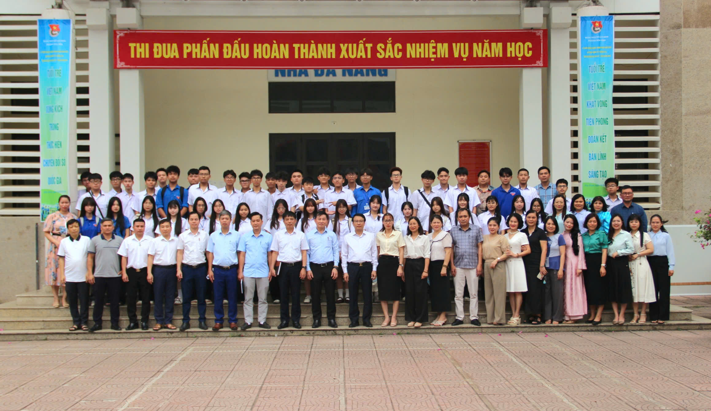 Hội nghị tuyên truyền, hướng dẫn, triển khai Cuộc thi Sáng tạo Thanh thiếu niên nhi đồng và Hội thi sáng tạo kỹ thuật tại Trường THPT chuyên Hoàng Văn Thụ