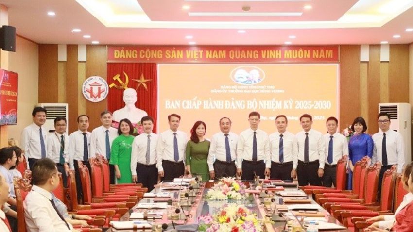 Hội nghị công bố Quyết định chỉ định Ban Chấp hành Đảng bộ nhiệm kỳ 2025-2030, Nghị quyết thành lập đơn vị mới, Quyết định bổ nhiệm cán bộ