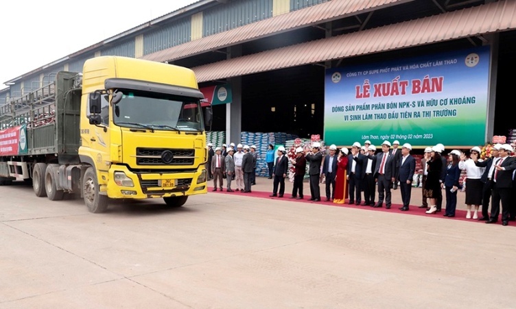 Supe Lâm Thao bảo vệ nền tảng tư tưởng và thực hiện theo quan điểm, chỉ đạo của Đảng: chủ động giảm phát thải, ứng phó với biến đổi khí hậu