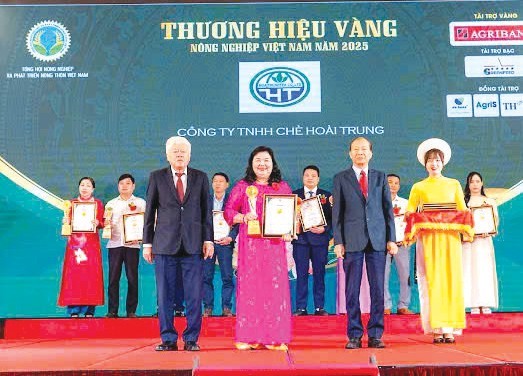 Công ty chè Hoài Trung khẳng định giá trị nông sản Việt trong hành trình phát triển bền vững