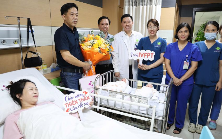 Cặp song sinh “long phụng” trở thành em bé thứ 1000 và 1001 chào đời khoẻ mạnh nhờ kỹ thuật IVF tại Bệnh viện Sản Nhi tỉnh Phú Thọ